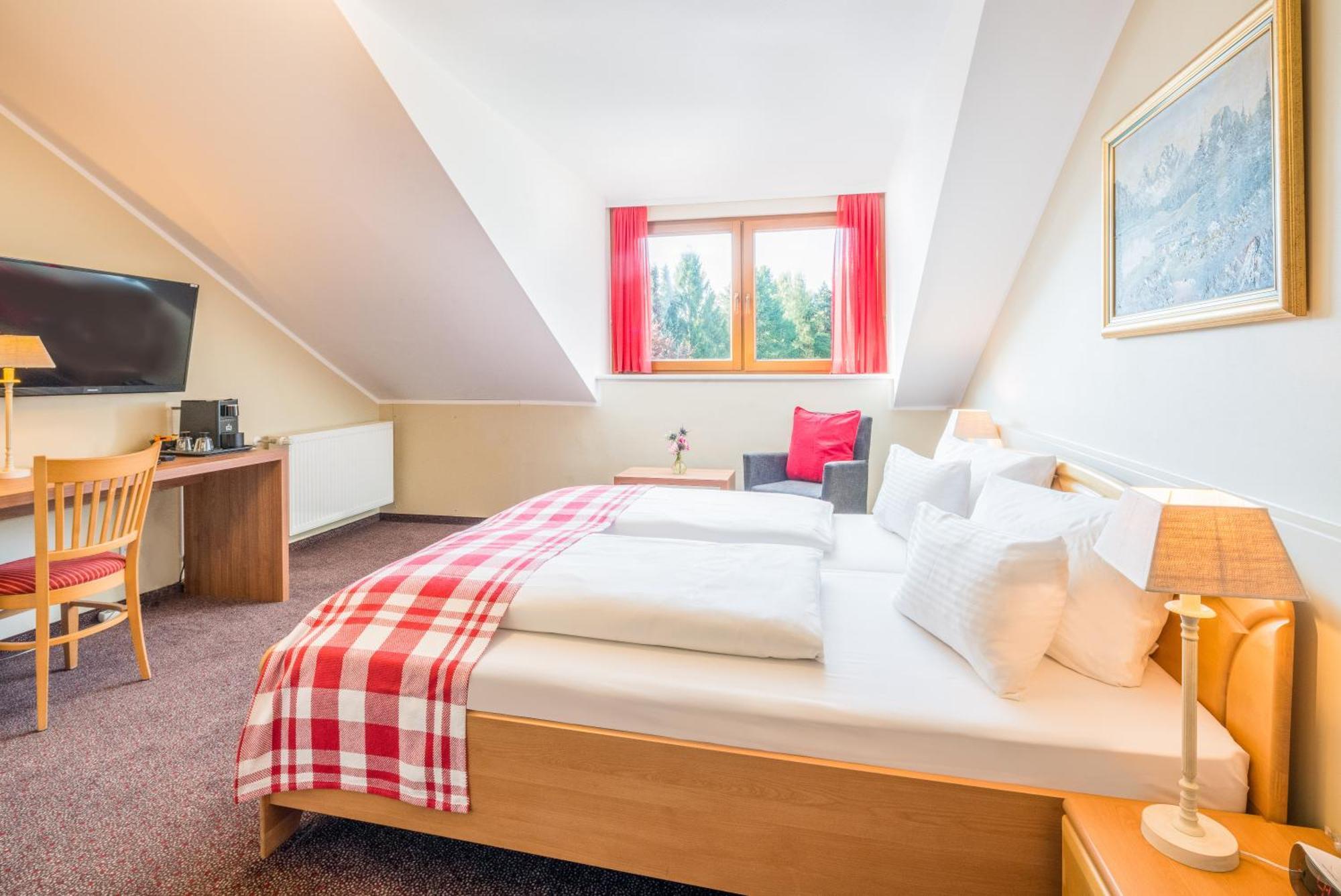 Best Western Hotel Brunnenhof Weibersbrunn Eksteriør bilde