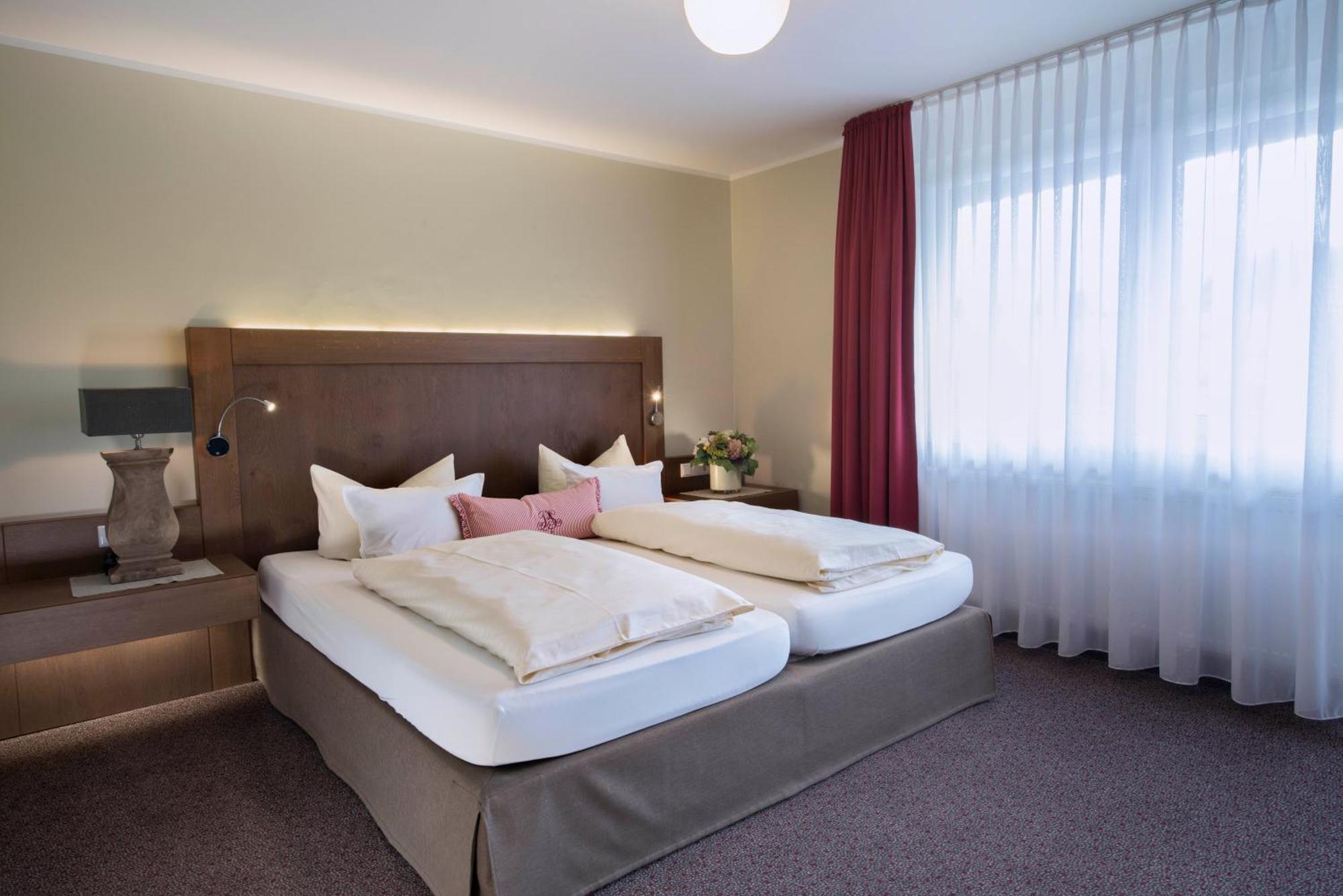 Best Western Hotel Brunnenhof Weibersbrunn Eksteriør bilde