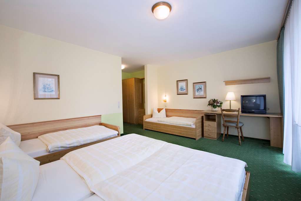 Best Western Hotel Brunnenhof Weibersbrunn Rom bilde