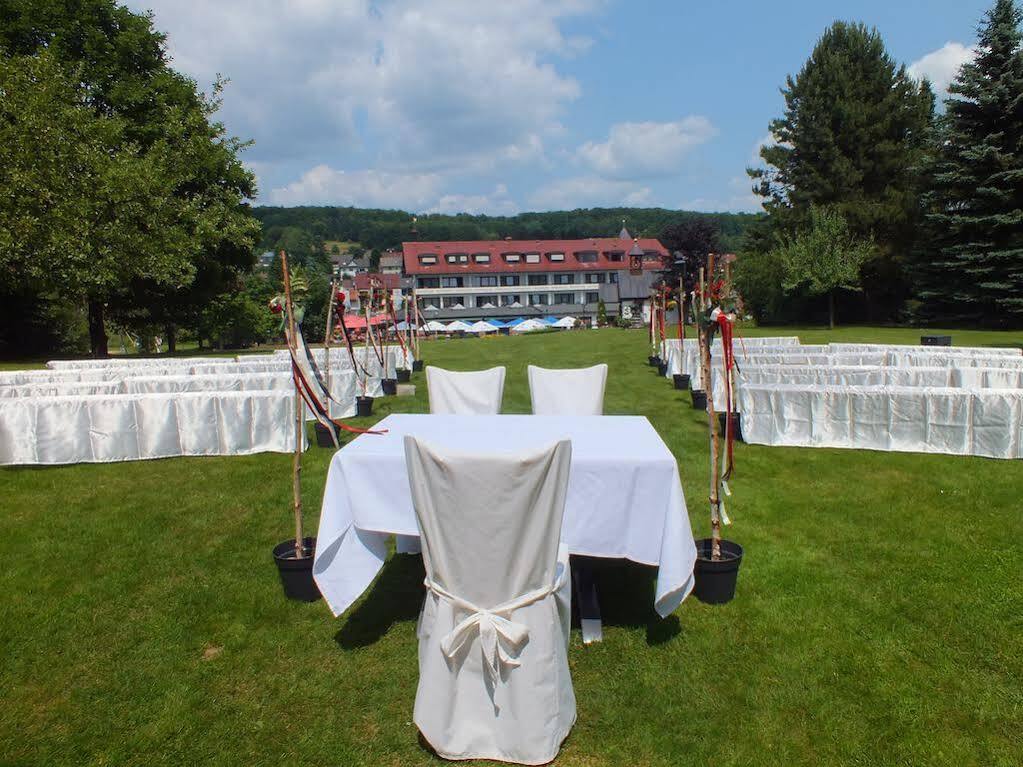Best Western Hotel Brunnenhof Weibersbrunn Eksteriør bilde
